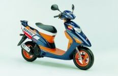 Honda: 200 .   